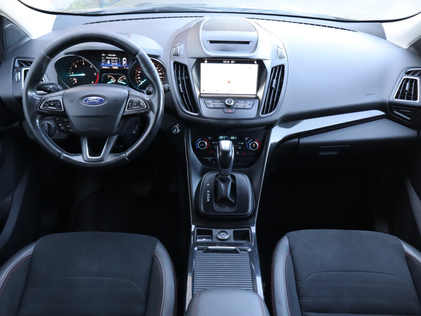Ford Kuga, 2017
