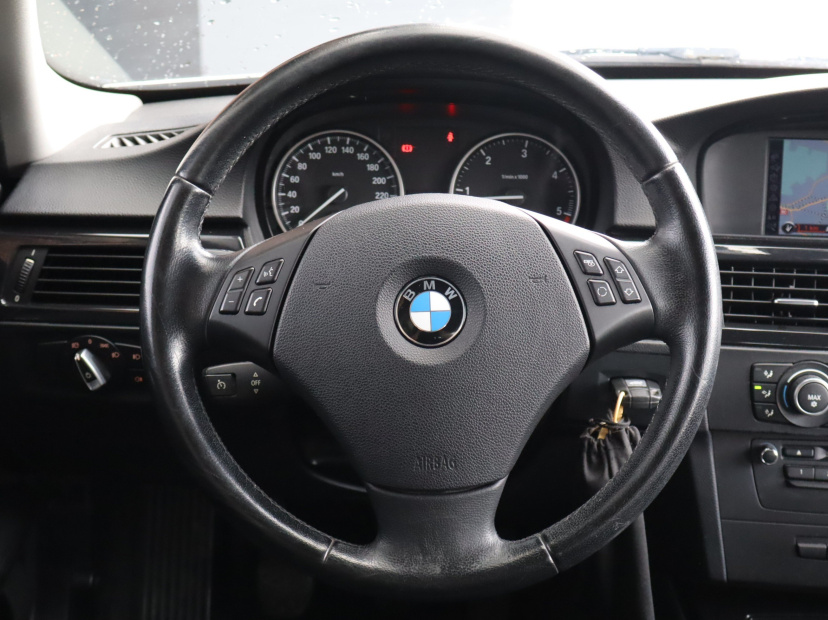 BMW 3, 2011
