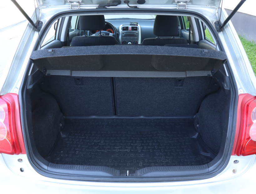 Toyota Auris, 2007