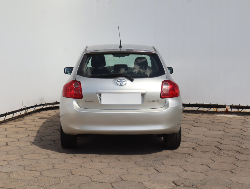 Toyota Auris, 2007