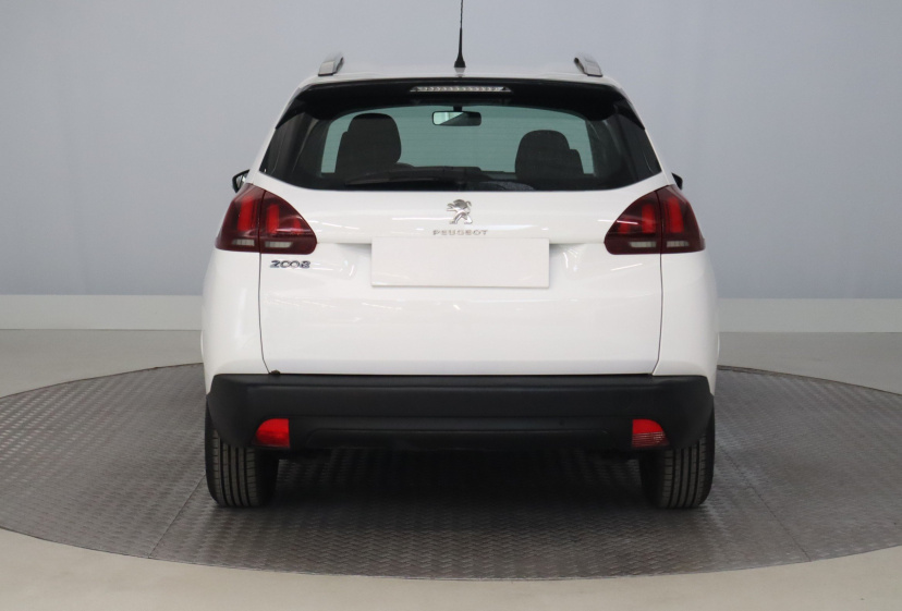 Peugeot 2008, 2018