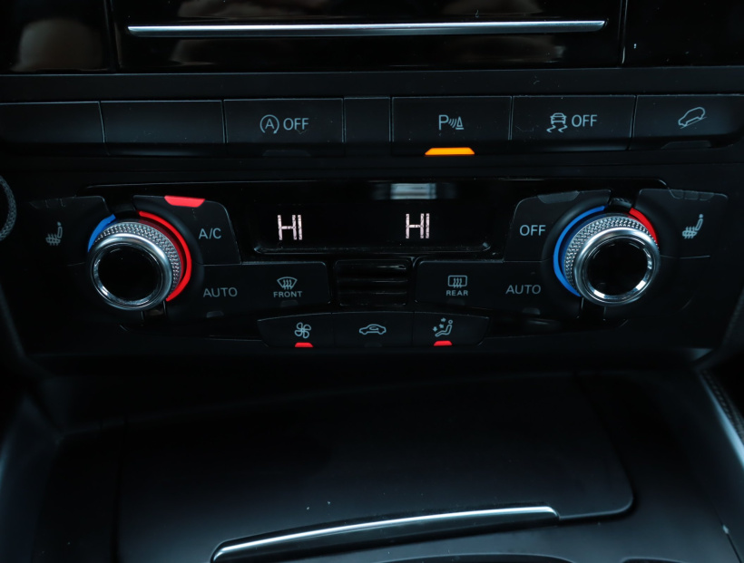 Audi SQ5, 2015