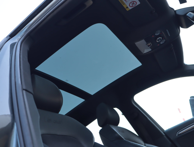Audi SQ5, 2015