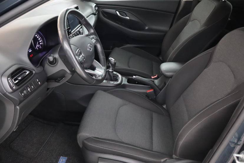 Hyundai i30, 2022