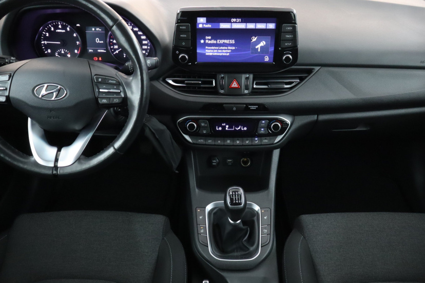 Hyundai i30, 2022