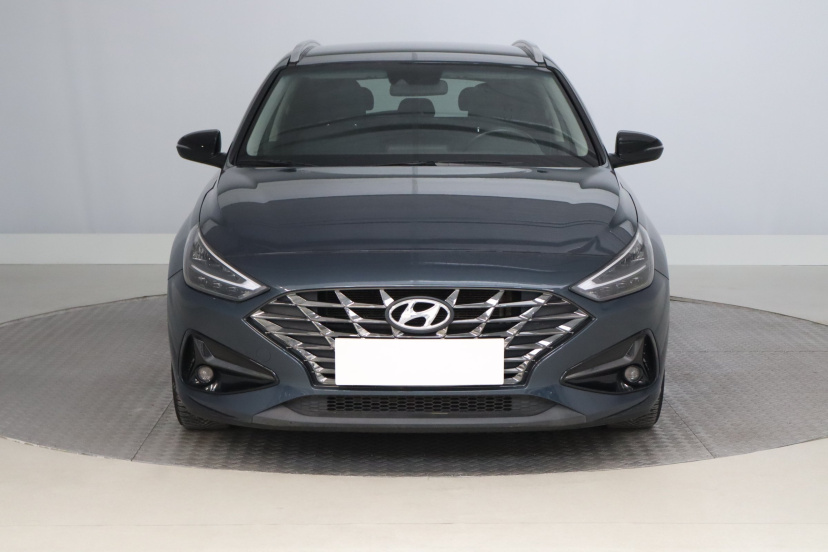 Hyundai i30, 2022