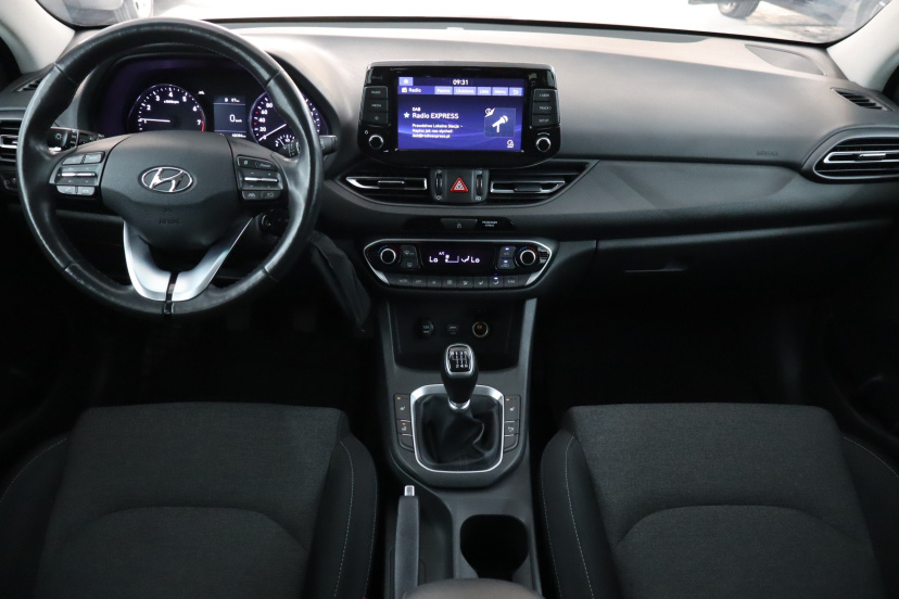 Hyundai i30, 2022