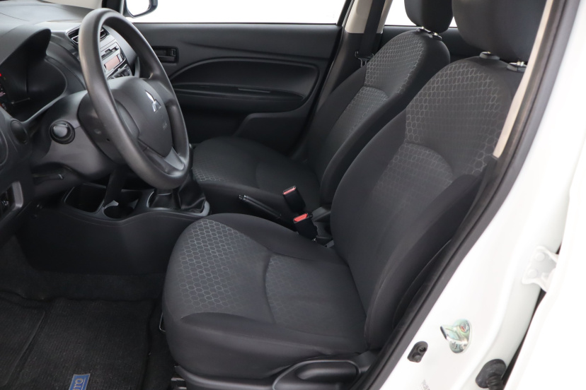 Mitsubishi Space Star, 2015