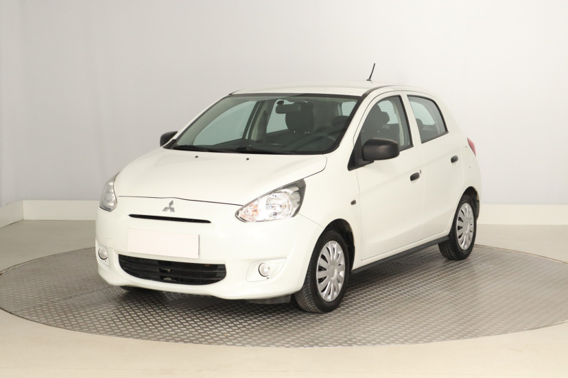 Mitsubishi Space Star, 2015