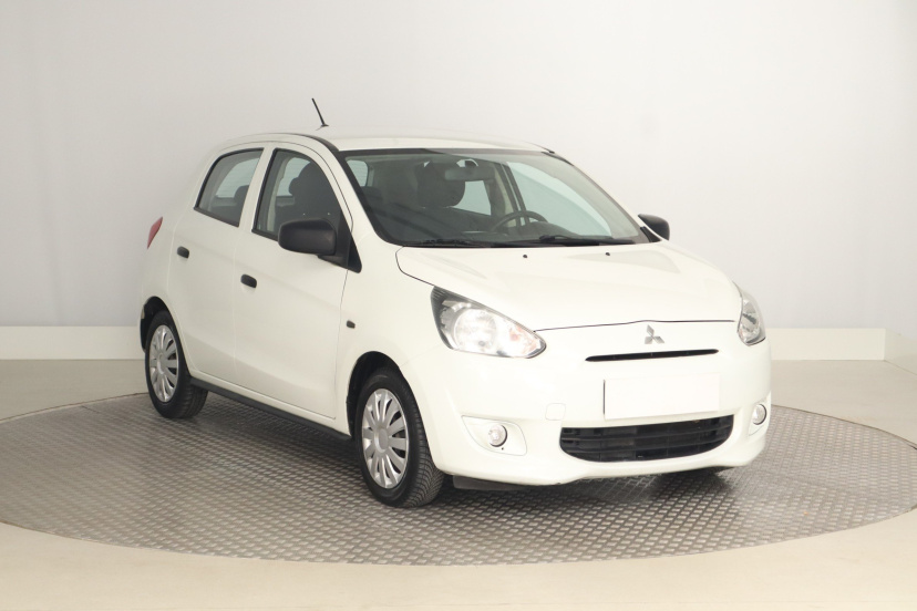 Mitsubishi Space Star, 2015