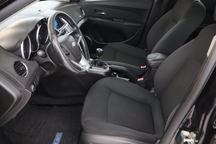 Chevrolet Cruze, 2011