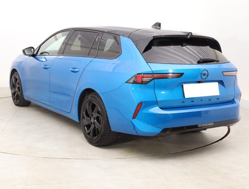 Opel Astra, 2023