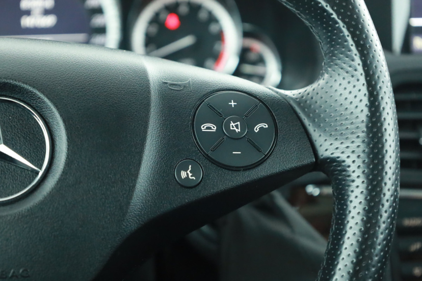 Mercedes-Benz E, 2009