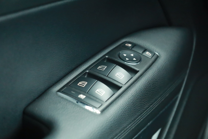 Mercedes-Benz E, 2009