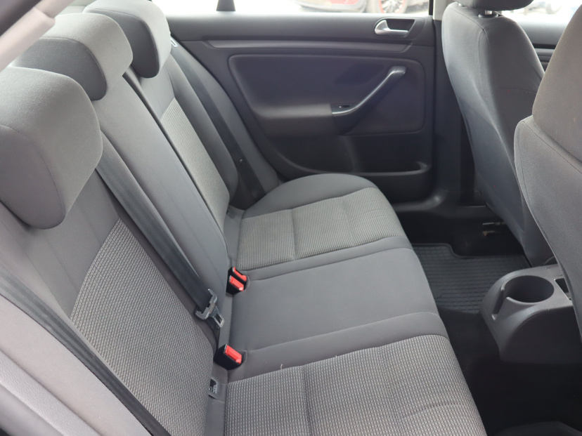 Volkswagen Jetta, 2009