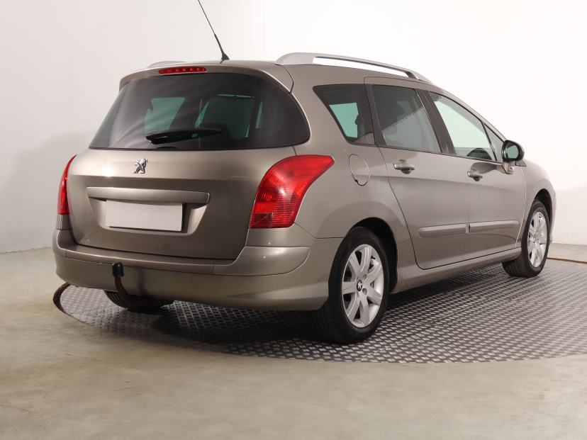 Peugeot 308, 2011