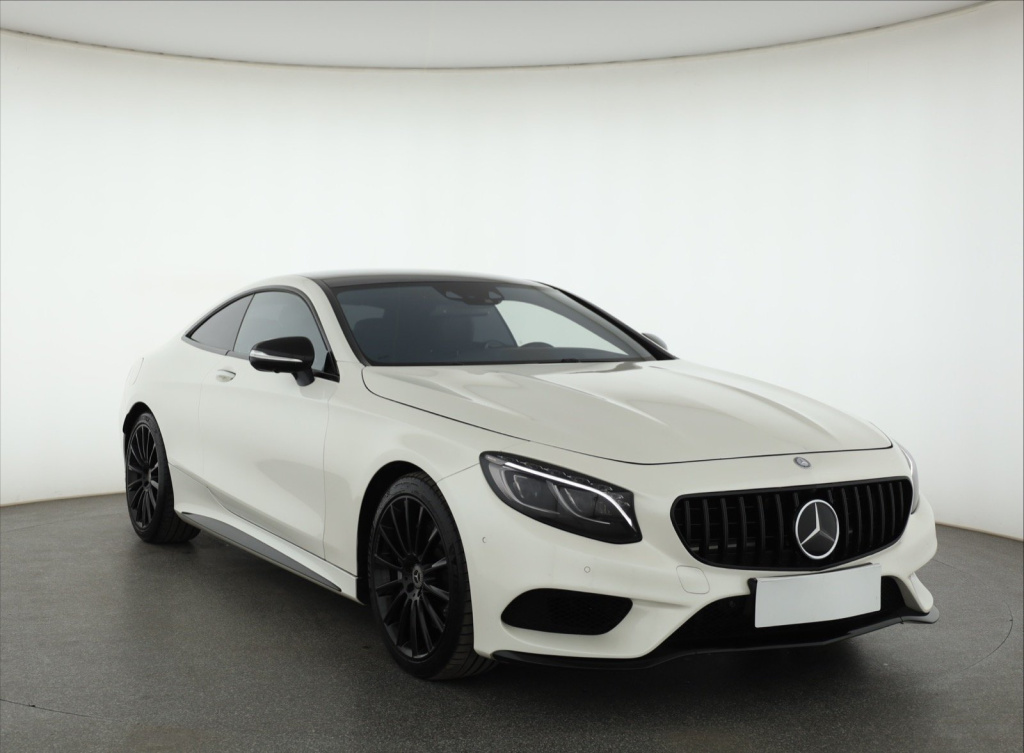 Mercedes-Benz S