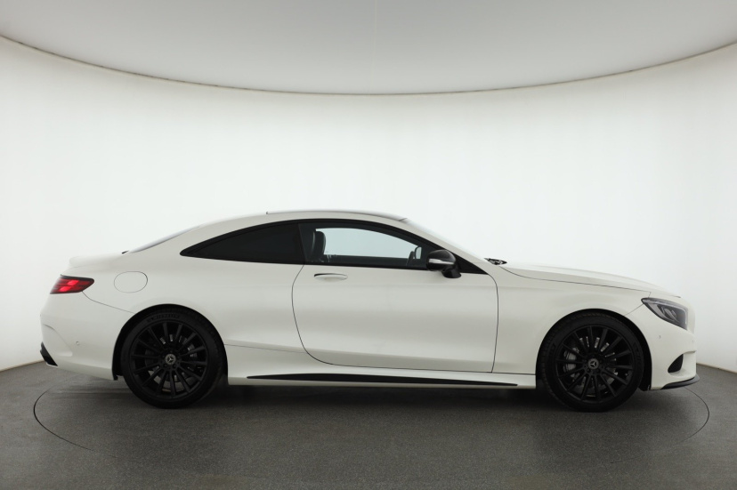 Mercedes-Benz S, 2016
