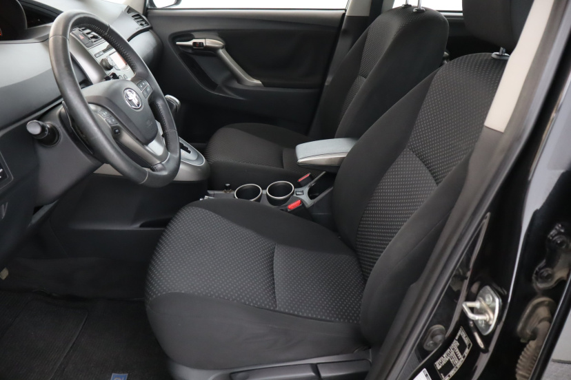 Toyota Verso, 2010