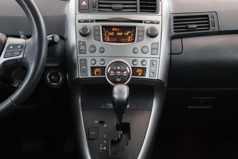 Toyota Verso, 2010