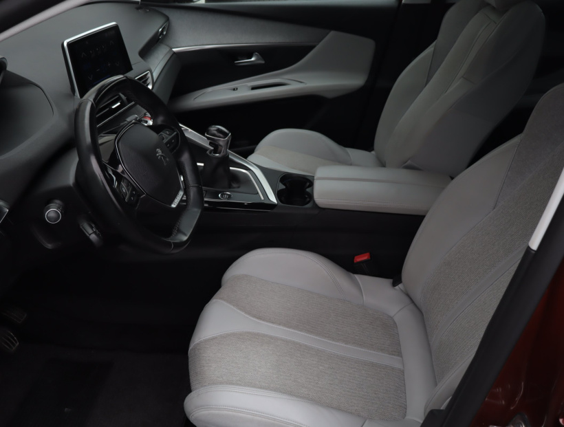 Peugeot 3008, 2019