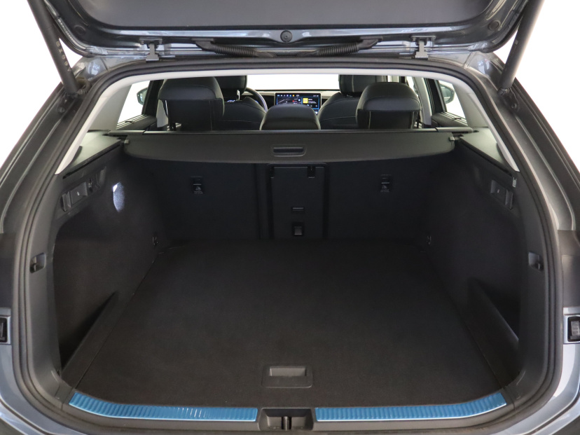 Volkswagen Passat, 2024