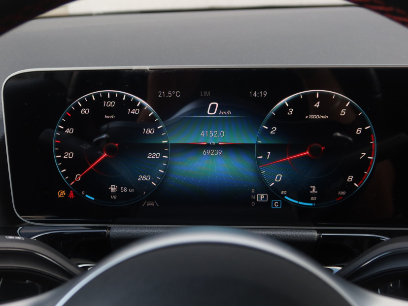 Mercedes-Benz GLA, 2020