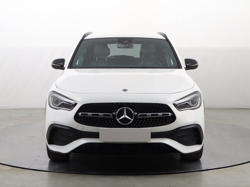 Mercedes-Benz GLA, 2020