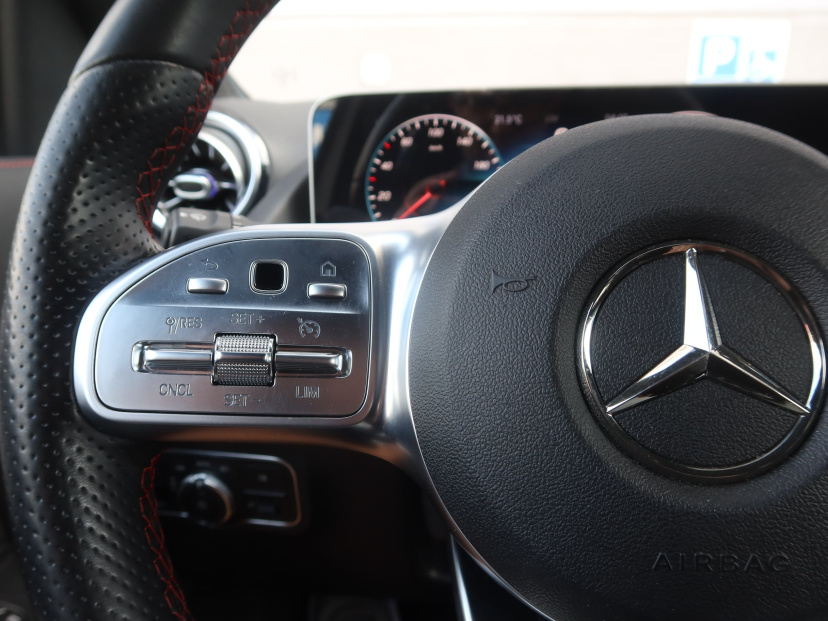 Mercedes-Benz GLA, 2020