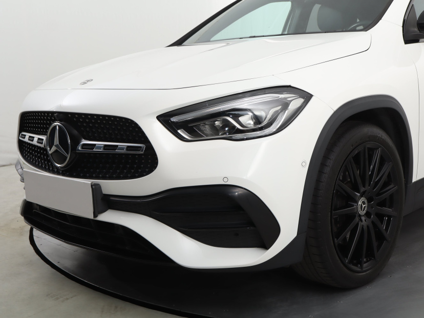 Mercedes-Benz GLA, 2020