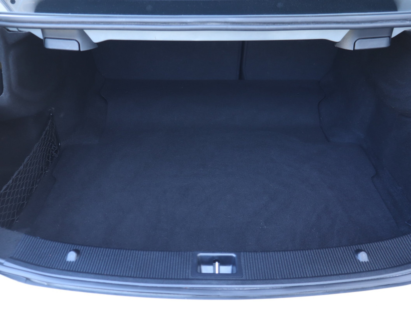Mercedes-Benz E, 2011