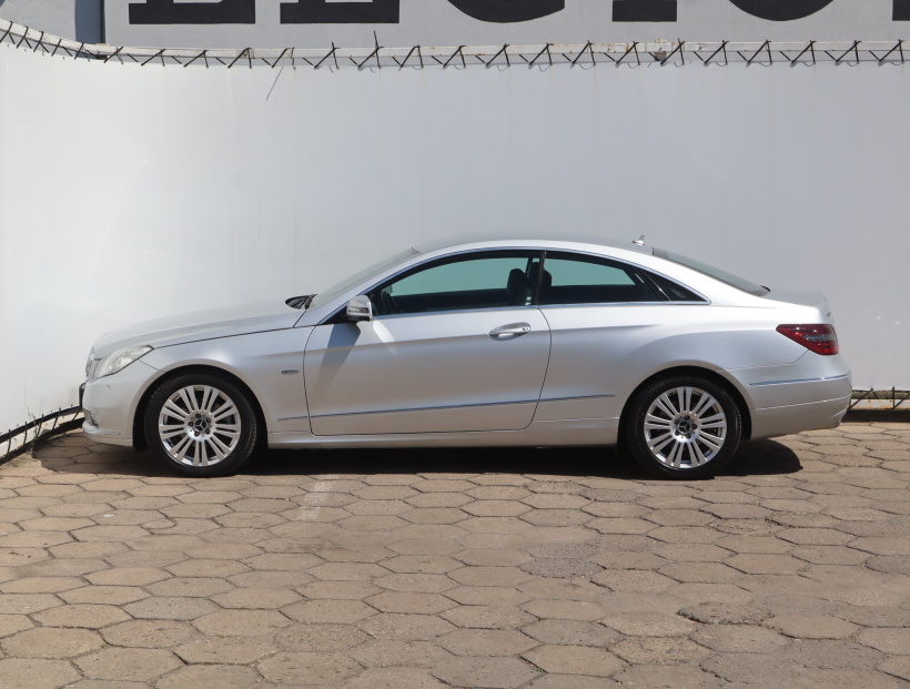 Mercedes-Benz E, 2011