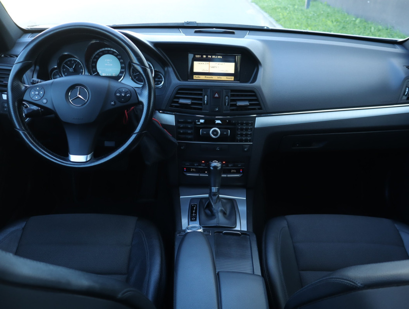 Mercedes-Benz E, 2011
