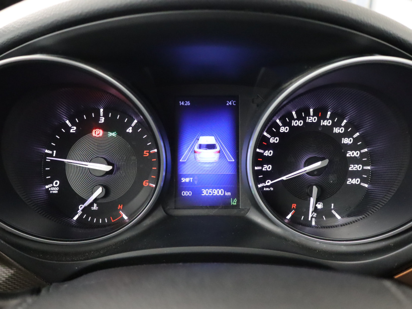 Toyota Avensis, 2015