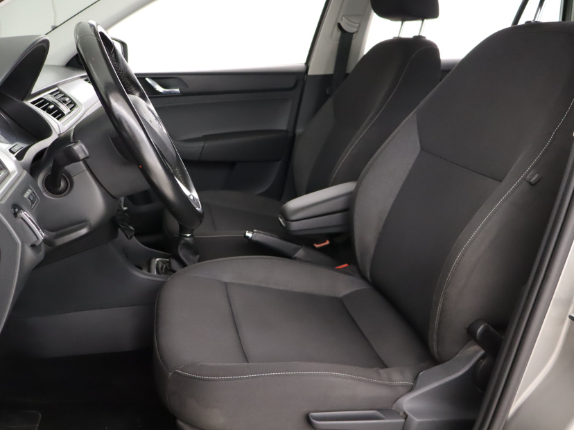 Škoda Rapid Spaceback, 2015