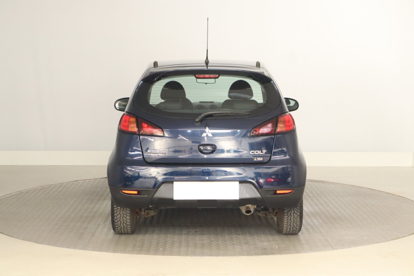 Mitsubishi Colt, 2011