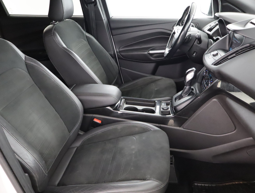 Ford Kuga, 2017