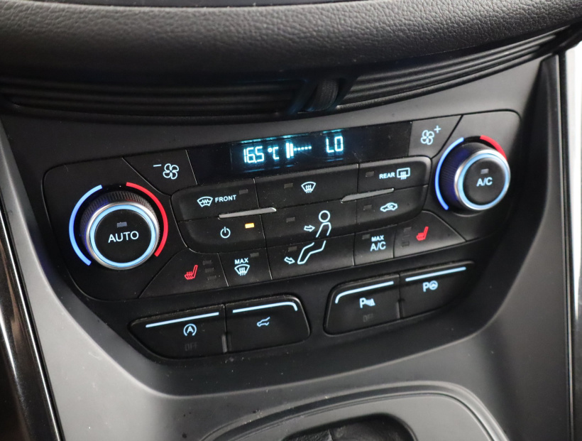 Ford Kuga, 2017