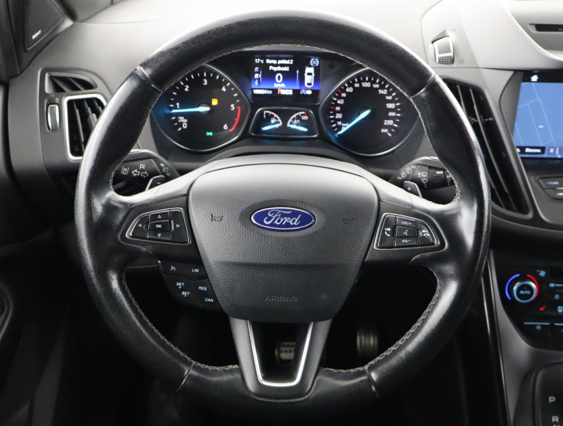 Ford Kuga, 2017