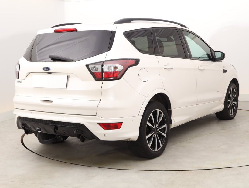 Ford Kuga, 2017