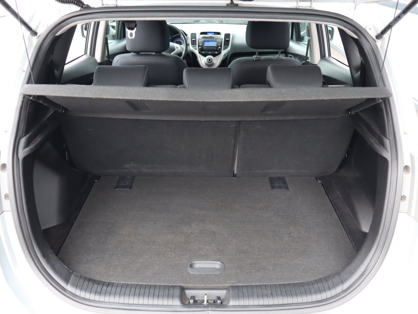 Hyundai ix20, 2011