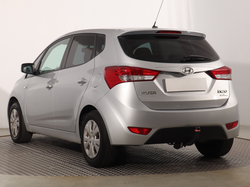 Hyundai ix20, 2011