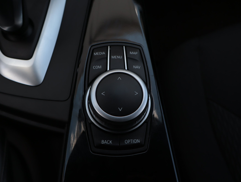 BMW 3, 2017