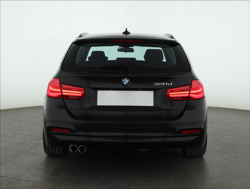 BMW 3, 2017