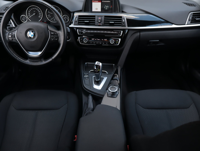 BMW 3, 2017