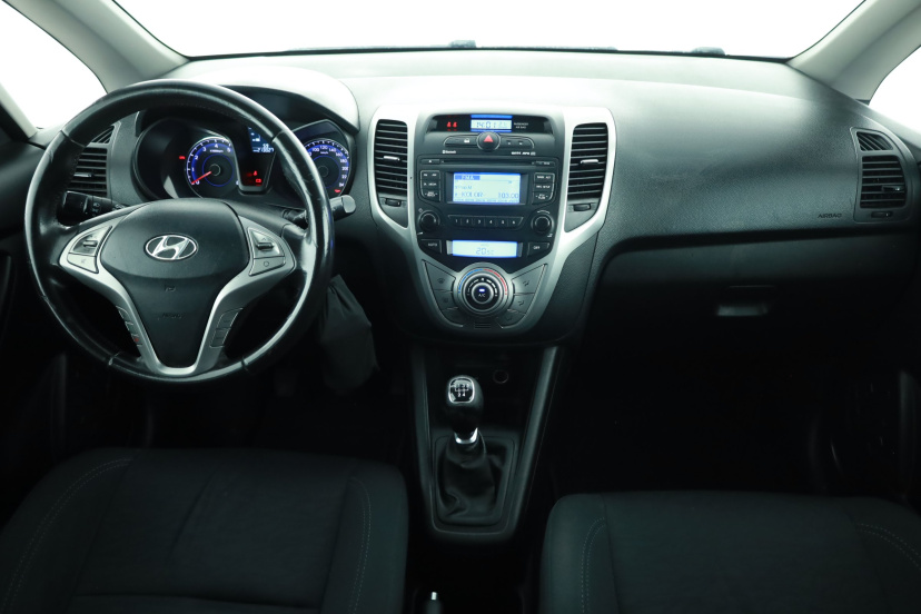 Hyundai ix20, 2012
