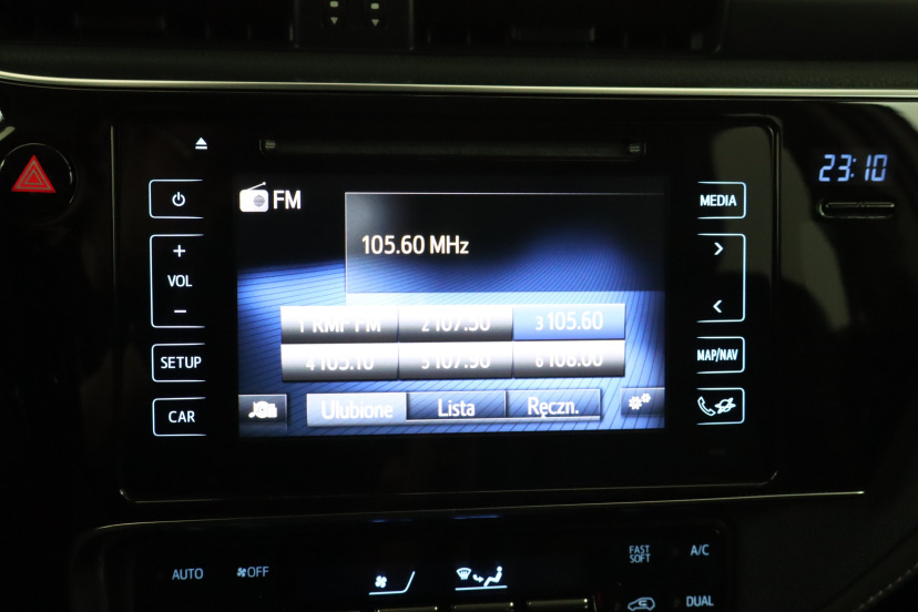 Toyota Auris, 2015