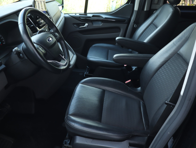 Ford Tourneo Custom, 2020