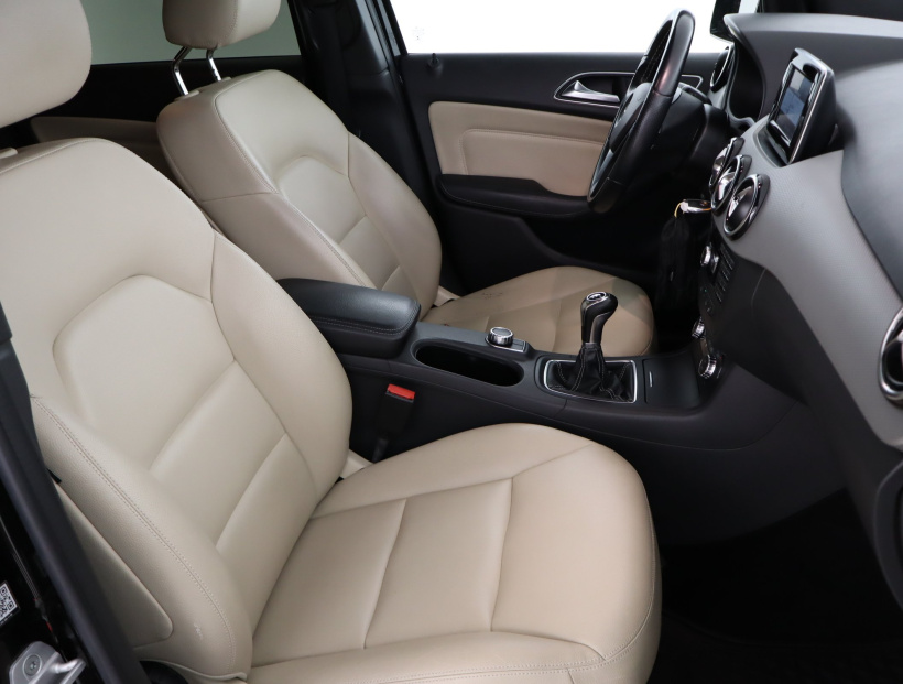 Mercedes-Benz B, 2014
