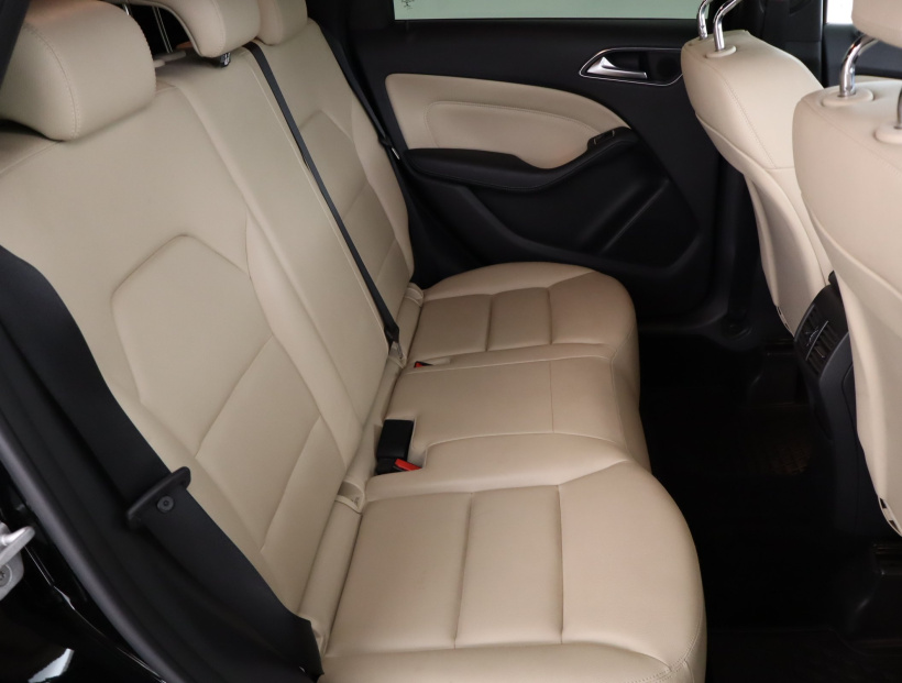 Mercedes-Benz B, 2014
